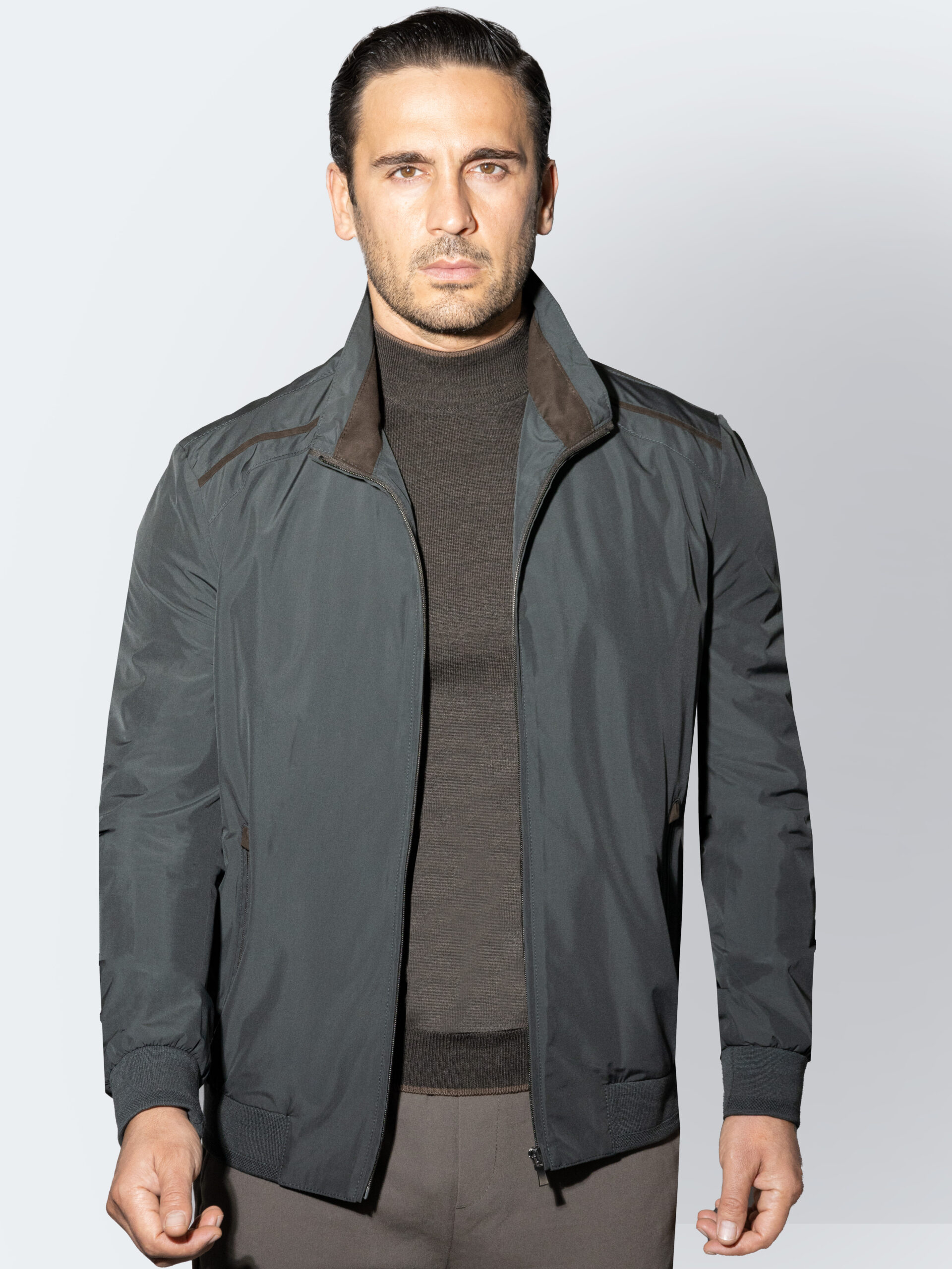 WATERPROOF-LIGHT-JACKET-olv-scaled-1-8